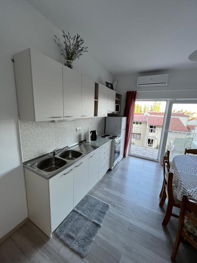 Apartman Ivica Omiš Exteriör bild